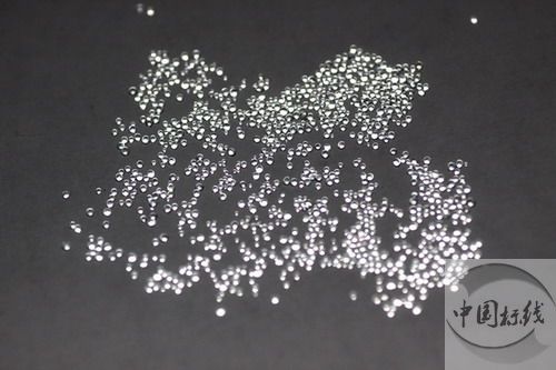 新华金属表面处理厂喷砂玻璃微珠清理